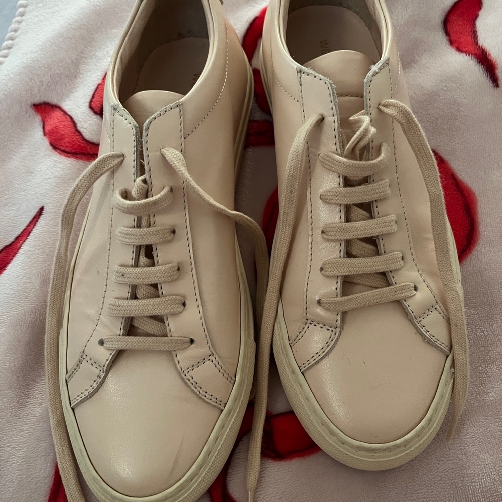 Common Projects Cream Sneakers Minimalist Style